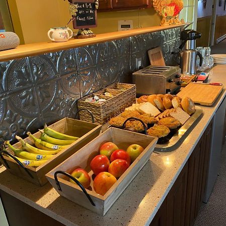 Bromley View Inn Bondville Ngoại thất bức ảnh