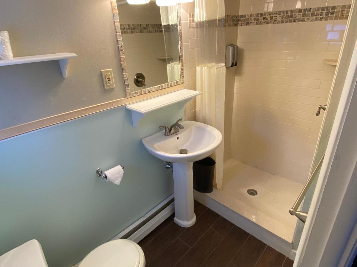 Bromley View Inn Bondville Ngoại thất bức ảnh