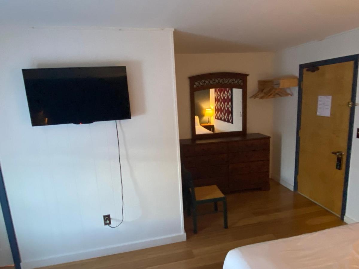 Bromley View Inn Bondville Ngoại thất bức ảnh