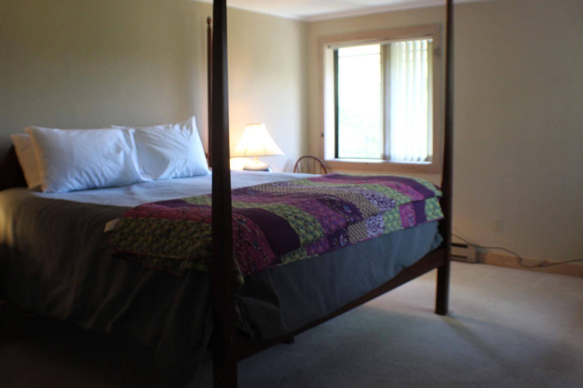 Bromley View Inn Bondville Ngoại thất bức ảnh
