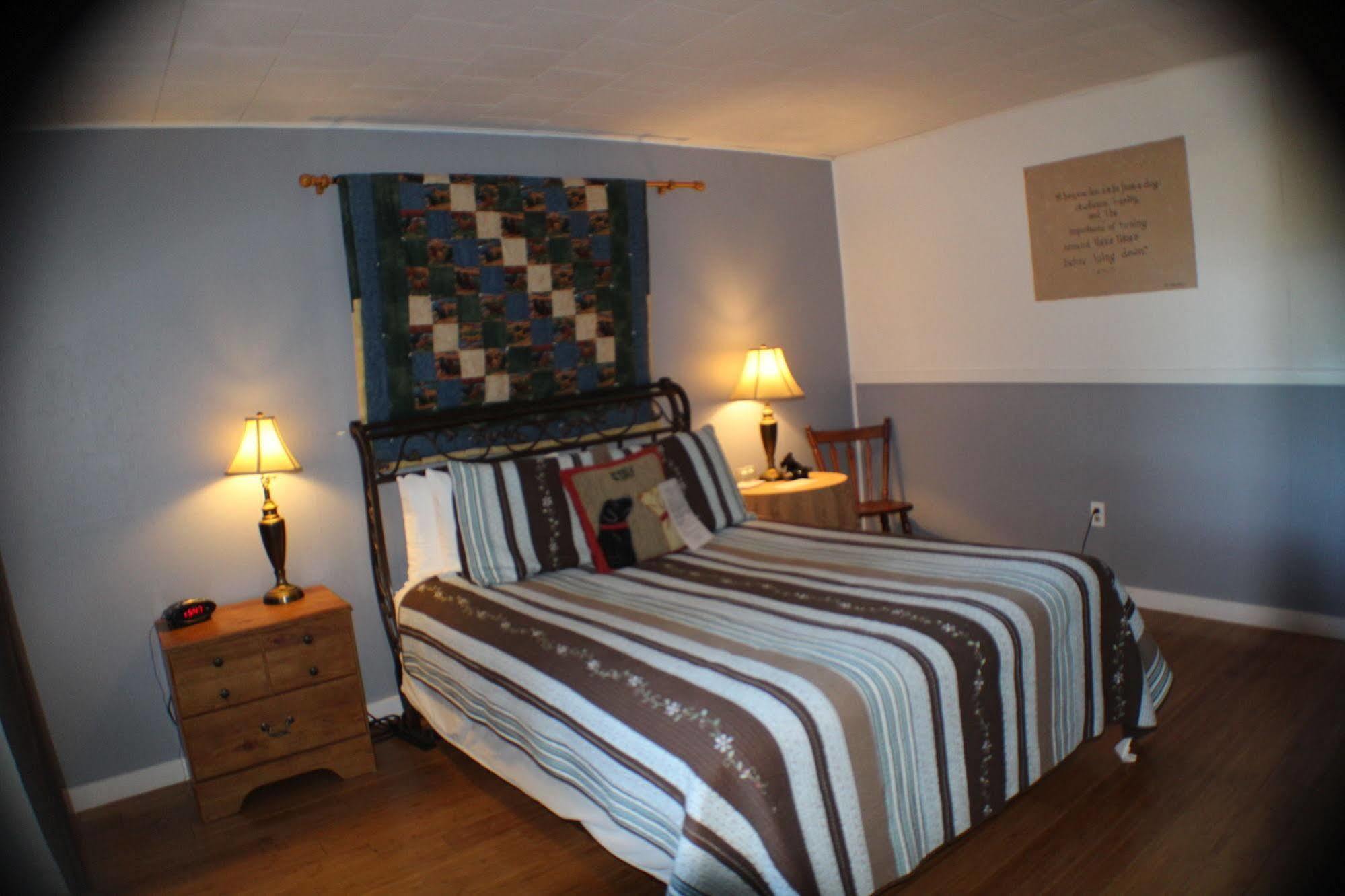 Bromley View Inn Bondville Ngoại thất bức ảnh